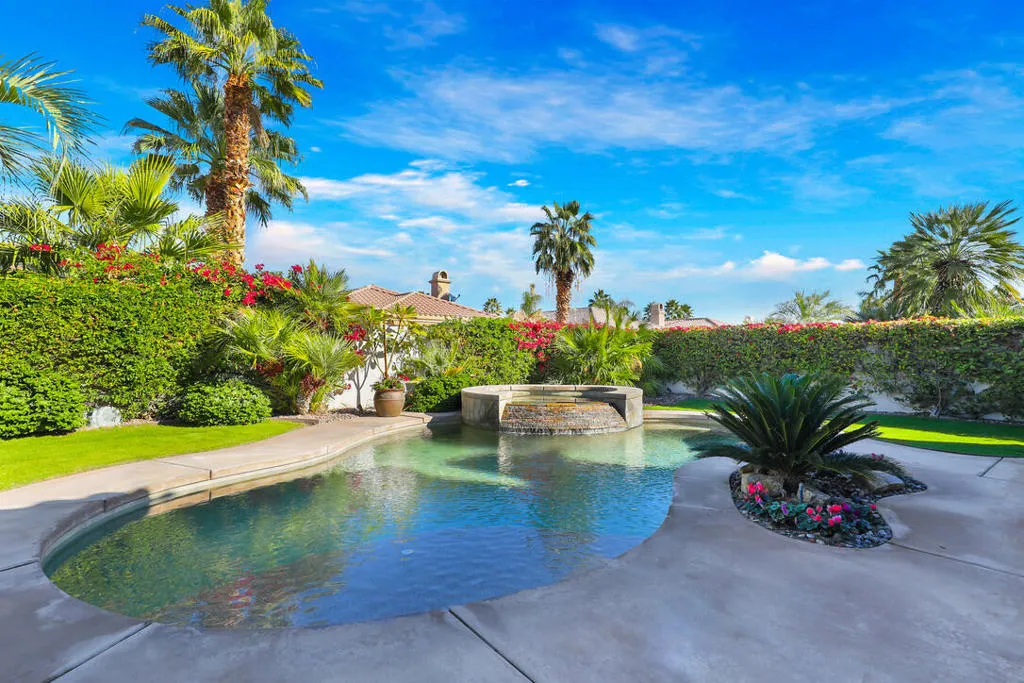 80540 Via Terracina, La Quinta, California 92253 home-pic-37